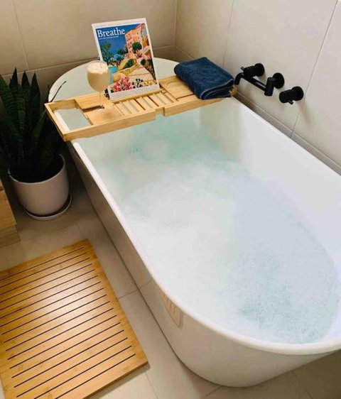 A Cosy And Peaceful Apartment In The Heart Of Yandina - Tourism Hervey Bay 4