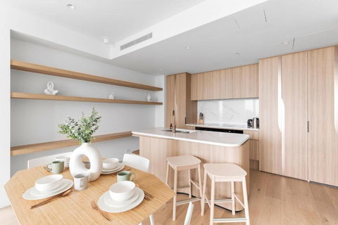 A Cozy 2BR Apt At Sapphire By The Gardens - Tourism Hervey Bay 4