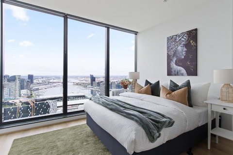 A Cozy 2BR Apt With Harbour Views FREE Parking - Tourism Hervey Bay 0