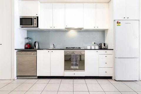A Cozy Studio CBD Next To Darling Harbour - Tourism Hervey Bay 4