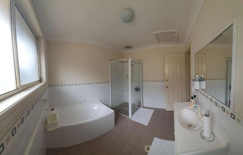 A Little Bedroom For You (3) - Tourism Hervey Bay 2