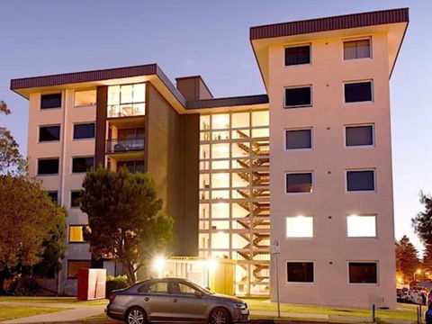 A Little Slice Of Fremantle One Bedroom Character Apartment - Tourism Hervey Bay 2