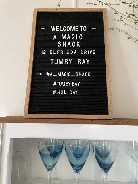 A Magic Shack - Relax, Recharge, Frolic & Fish - Hervey Bay Accommodation 1