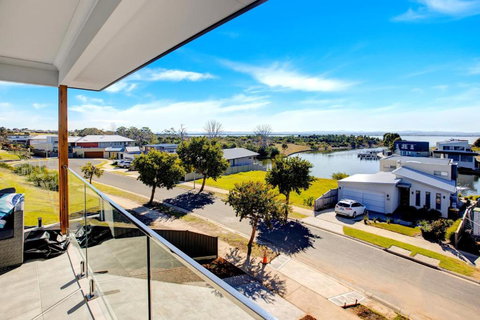 A Magnetic Retreat - Tourism Hervey Bay 4