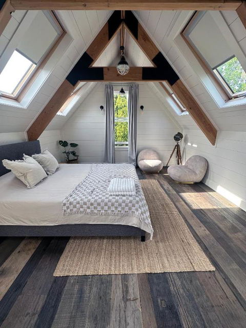 A Majestic Victorian Private Rear Access Quarters - Tourism Hervey Bay 2