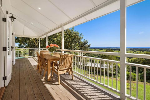 A Perfect Stay - Coolamon Studio - Tourism Hervey Bay 0