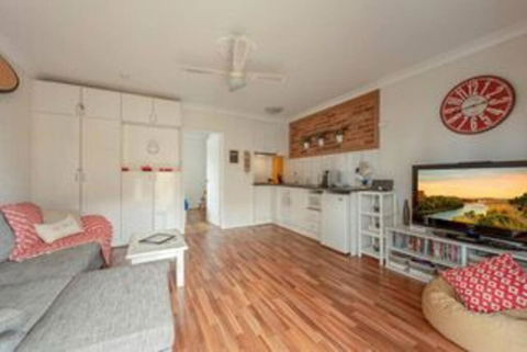 A Reef Intermission - A Coast Break At Mollymook - Tourism Hervey Bay 2