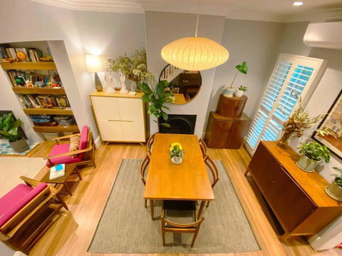 A Timeless Terrace House Of Elegance And Style - Tourism Hervey Bay 0