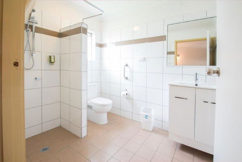 A & A Motel - Tourism Hervey Bay 4