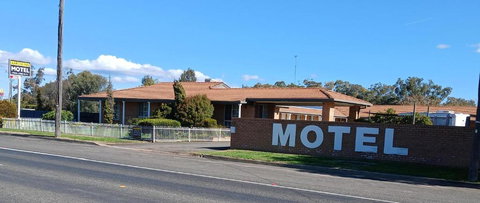 Aaron Inn Motel - Tourism Hervey Bay 0