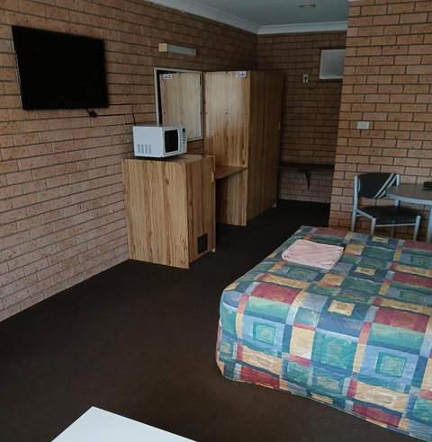 Aaron Inn Motel - Tourism Hervey Bay 4