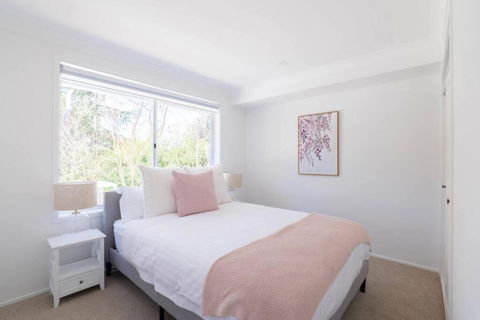 Abbey House - 3BR/sleeps 8 - South Leura - Tourism Hervey Bay 1