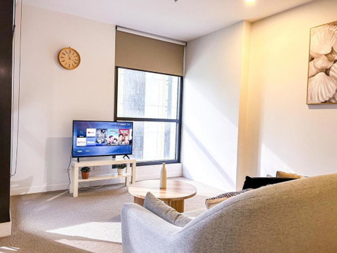 Abeckett St 1br1ba Studio Wifi Balcony - Hervey Bay Accommodation 2