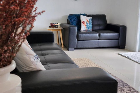 Abode On Market In The Heart Of Woolgoolga - Tourism Hervey Bay 1