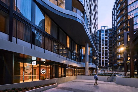 Abode Phillip - Tourism Hervey Bay 0