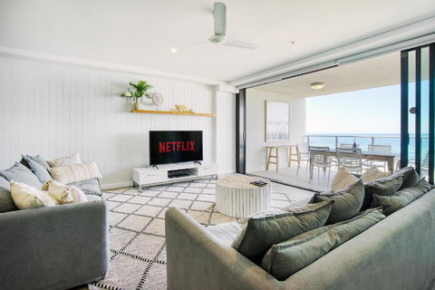 Absolute Kirra By EcoTime - Tourism Hervey Bay 4