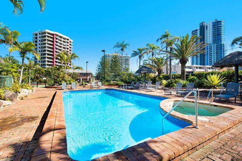 Acapulco Deluxe 2 Bedroom Apartment - CoastHM - Tourism Hervey Bay 2