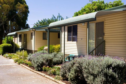 Acclaim Kingsway Tourist Park - Hervey Bay Accommodation 1