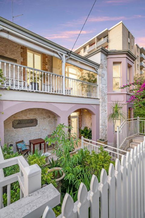 Accommodation In Fremantle - Tourism Hervey Bay 0
