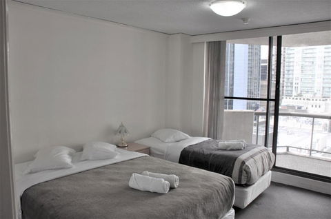 Accommodation Sydney - Kent Street Sydney CBD Top Floor 2 Bedroom Apartment With Balcony - Tourism Hervey Bay 1