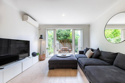 Ace Your Stay - Pool, Gym & Tennis In One Place! - Hervey Bay Accommodation 0