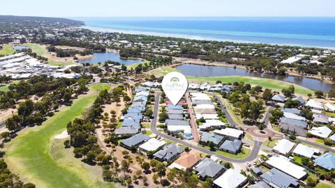 Across The Way, Golf And Beach Heaven - Tourism Hervey Bay 0