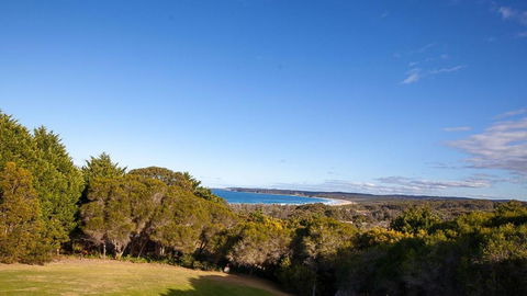 Adelong Secluded Beach House Linen Provided Bermagui - Tourism Hervey Bay 0