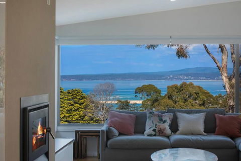 ADS On Collins - 4 Bedroom And Pet Friendly - Tourism Hervey Bay 0