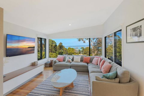 ADS On Collins - 4 Bedroom And Pet Friendly - Tourism Hervey Bay 4