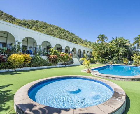 AFFORDABLE ISLAND ESCAPE! Queen Studio, Nelly Bay - Tourism Hervey Bay 0