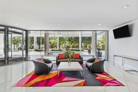 Adina Serviced Apartments Canberra Dickson - Tourism Hervey Bay 1