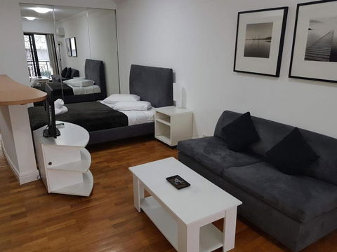 Accommodation Sydney Potts Point Pet Friendly Studio Apartment With Balcony - Tourism Hervey Bay 2