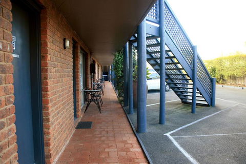 Admiral Motor Inn - Tourism Hervey Bay 4