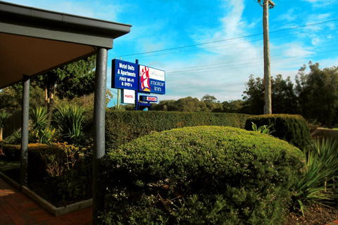 Admiral Motor Inn - Tourism Hervey Bay 1