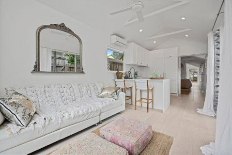 A Perfect Stay - The Boat House - Hervey Bay Accommodation 3