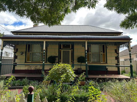AAA Plus Yapera On Lucan - Tourism Hervey Bay 0