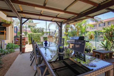 Albion Manor - Tourism Hervey Bay 2