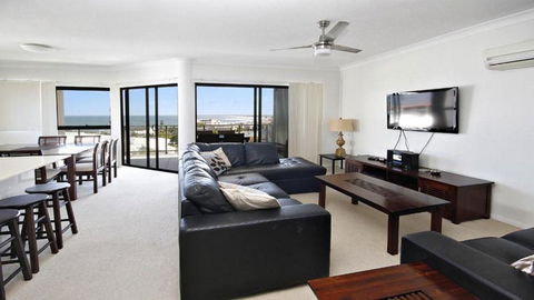Amalfi Unit 11 Above All Else 50 King Street - Tourism Hervey Bay 4