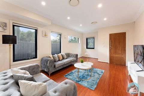 Aircabin - Carlingford - Sydney - 4 Beds House - Tourism Hervey Bay 2