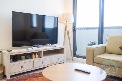 Aircabin - Gladesville - Modern Stylish 1 Bed Apt - Hervey Bay Accommodation 1