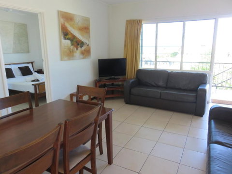 Airlie Beach Apartments - Hervey Bay Accommodation 3