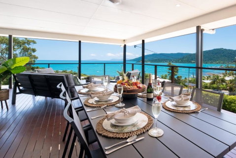 Airlie Oasis - Hervey Bay Accommodation 0