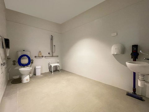 Airone Capsule Hotel - Tourism Hervey Bay 3