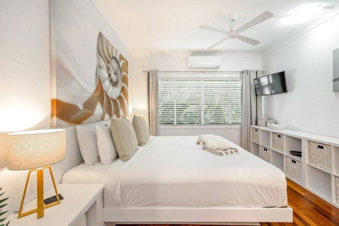 Alamanda At Palm Cove Directly On The Beach - Tourism Hervey Bay 2