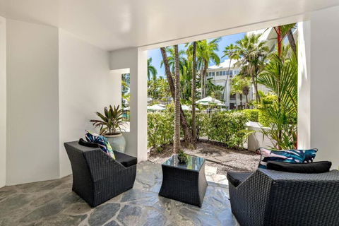 Alamanda At Palm Cove Directly On The Beach - Tourism Hervey Bay 3