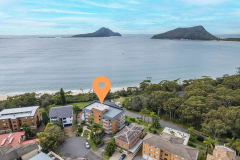 Albacore 7 Waterfront Unit - Tourism Hervey Bay 2