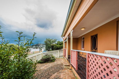 Albany Historic Cottage By The BnB Collection - Tourism Hervey Bay 4