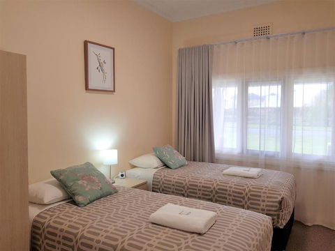 Albany Holiday Units - Tourism Hervey Bay 4