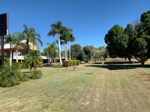 Albert Park Motor Inn-KING BEDS-POOL-SHADED PARKING - Tourism Hervey Bay 4