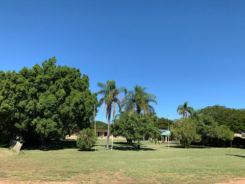 Albert Park Motor Inn-KING BEDS-POOL-SHADED PARKING - Tourism Hervey Bay 3